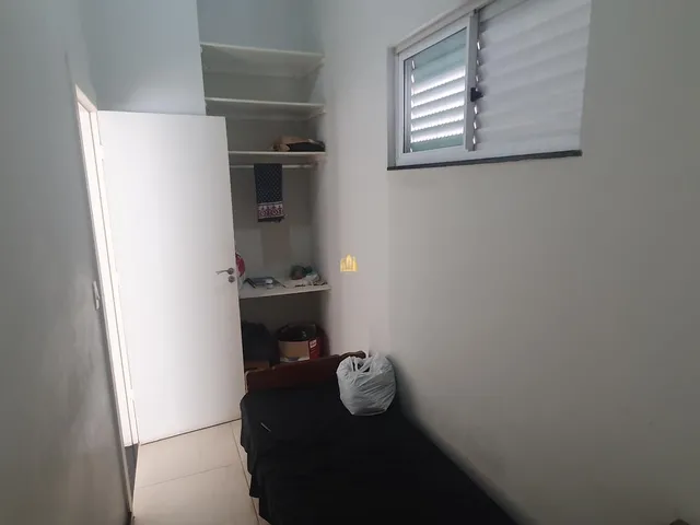 Imagem 14: Espetacular Casa de 5 Quartos com 2 Suítes no Centro de Esmeraldas-Mg: 200M², 2 Salas, 3 Banheiros e 2 Vagas de Garagem!