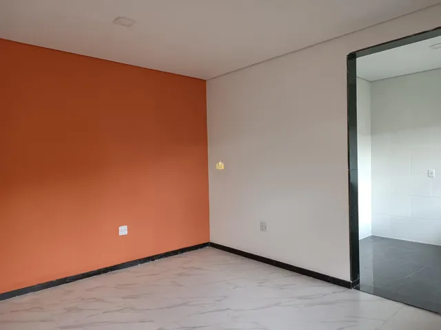 Imagem 3: Casa À Venda em Esmeraldas-Mg, Bairro Floresta Encantada: 2 Quartos, 1 Suíte, 1 Sala, 2 Banheiros, 1 Vaga, 65M²