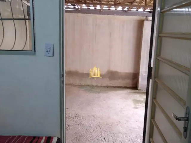 Imagem 12: Casa À Venda em Esmeraldas-Mg, Dumaville: 2 Quartos, 1 Banheiro, 1 Vaga, 140M² - Aproveite Essa Oportunidade!
