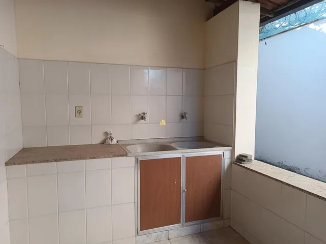 Imagem 6: Oportunidade! Casa À Venda no Centro de Esmeraldas/Mg R$430.000,00 Aceita Veículo Como Parte Pgto