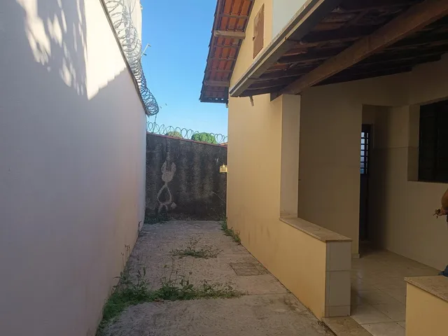Imagem 5: Oportunidade! Casa À Venda no Centro de Esmeraldas/Mg R$430.000,00 Aceita Veículo Como Parte Pgto