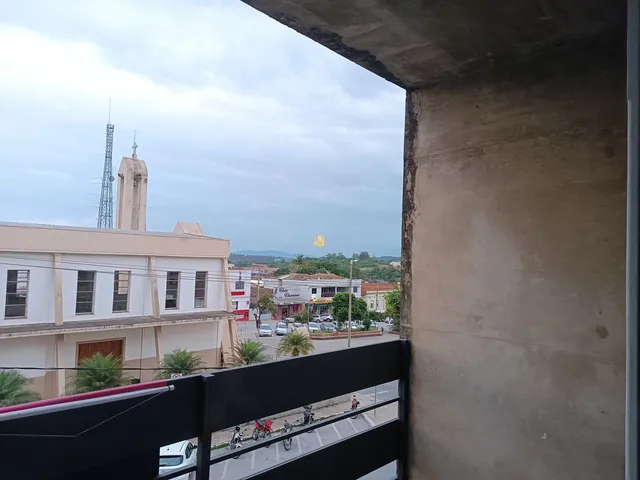 Imagem 2: Oportunidade! Apartamento de 4 Quartos com Suíte no Centro de Esmeraldas-Mg, 182M². Agende Sua Visita!