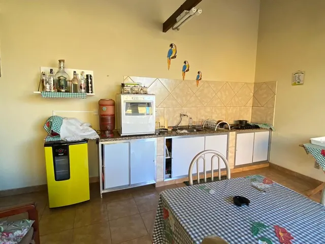 Imagem 9: Residência de Luxo no Centro de Esmeraldas-Mg: 5 Quartos, 1 Suíte, Piscina Aquecida, Área Gourmet. Oportunidade Única!