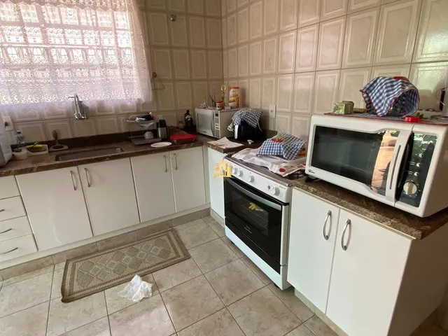 Imagem 6: Residência de Luxo no Centro de Esmeraldas-Mg: 5 Quartos, 1 Suíte, Piscina Aquecida, Área Gourmet. Oportunidade Única!