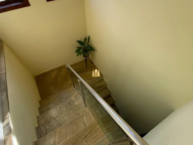 Imagem 16: Residência de Luxo no Centro de Esmeraldas-Mg: 5 Quartos, 1 Suíte, Piscina Aquecida, Área Gourmet. Oportunidade Única!