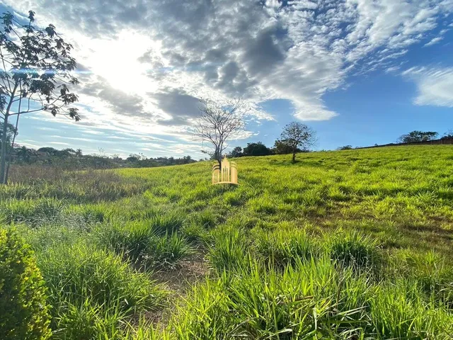 Imagem 2: Terreno À Venda em Esmeraldas-Mg - Condomínio Belvedere 1.946M² de Área Oportunidade Única!