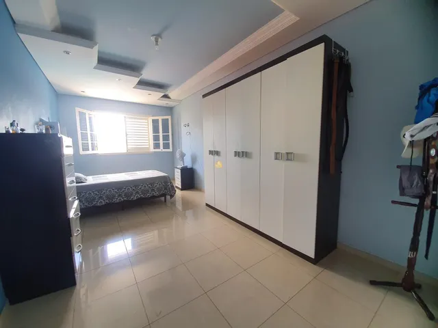 Imagem 16: Casa de Luxo no Centro de Esmeraldas-Mg: 5 Quartos, 1 Suíte, 3 Salas, 3 Banheiros, 4 Vagas de Garagem - Oportunidade!