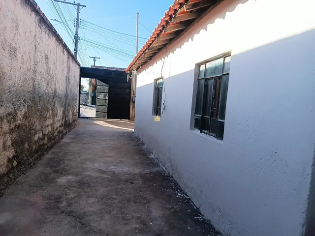 Imagem 2: Imóvel de 3 Quartos na santa Quitéria, Esmeraldas-Mg: Casa À Venda - 80M², 1 Vaga de Garagem