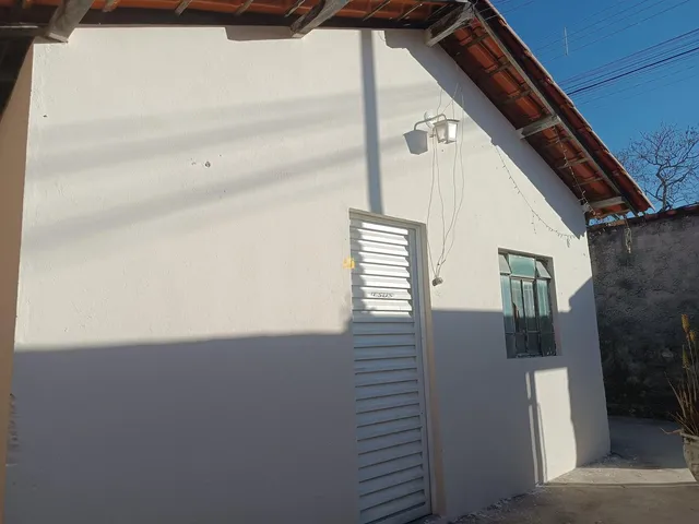 Imagem 3: Imóvel de 3 Quartos na santa Quitéria, Esmeraldas-Mg: Casa À Venda - 80M², 1 Vaga de Garagem