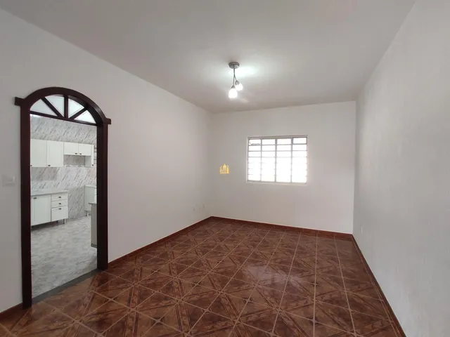 Imagem 11: Casa À Venda em Esmeraldas-Mg, santa Quitéria: 3 Quartos, 1 Suíte, 2 Salas, 3 Banheiros, 2 Vagas, 200M². Imperdível!