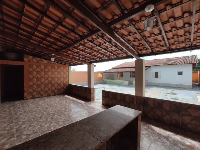 Imagem 2: Casa À Venda em Esmeraldas-Mg, santa Quitéria: 3 Quartos, 1 Suíte, 2 Salas, 3 Banheiros, 2 Vagas, 200M². Imperdível!