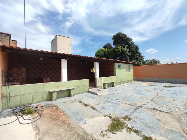 Imagem 10: Casa À Venda em Esmeraldas-Mg, santa Quitéria: 3 Quartos, 1 Suíte, 2 Salas, 3 Banheiros, 2 Vagas, 200M². Imperdível!