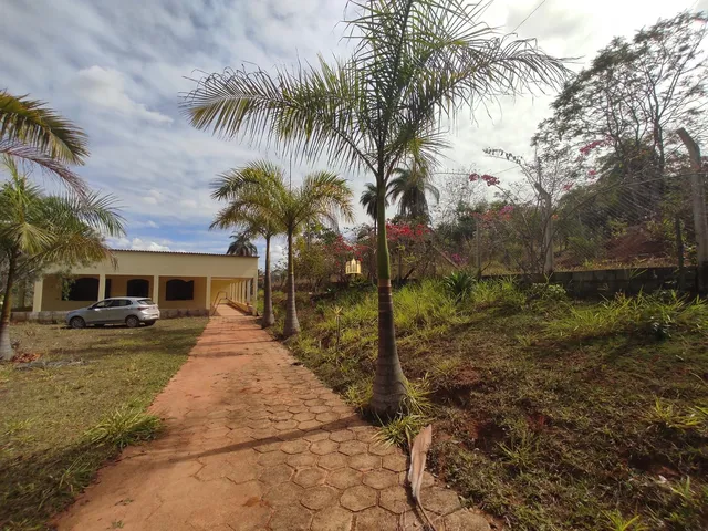 Imagem 12: Sítio de Luxo À Venda - Região Encontro das Águas em Esmeraldas-Mg: 4 Quartos, 1 Suíte, 3843 M² de Área!