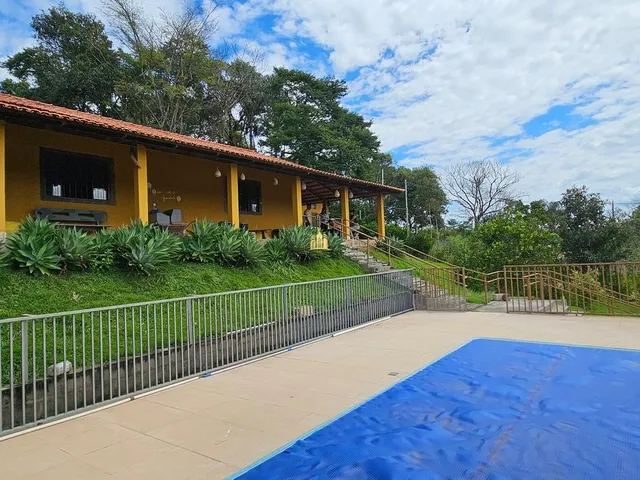 Imagem 10: Sítio À Venda em Esmeraldas-Mg, Bairro Bambus: 3 Quartos, 1 Sala, 2 Banheiros, 4 Vagas de Garagem, 1.252,00 M² de Área