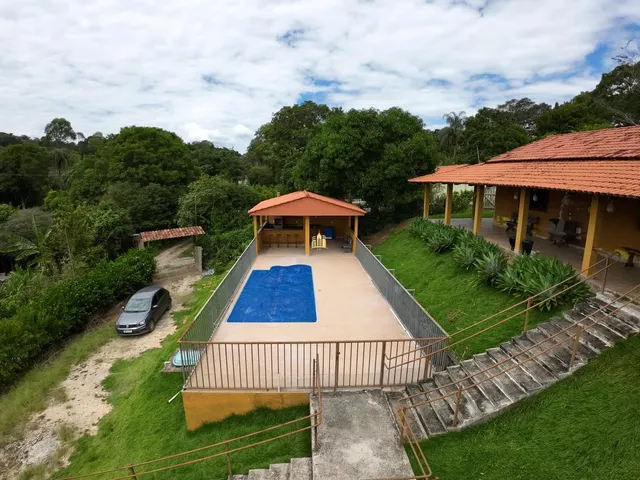 Imagem 13: Sítio À Venda em Esmeraldas-Mg, Bairro Bambus: 3 Quartos, 1 Sala, 2 Banheiros, 4 Vagas de Garagem, 1.252,00 M² de Área