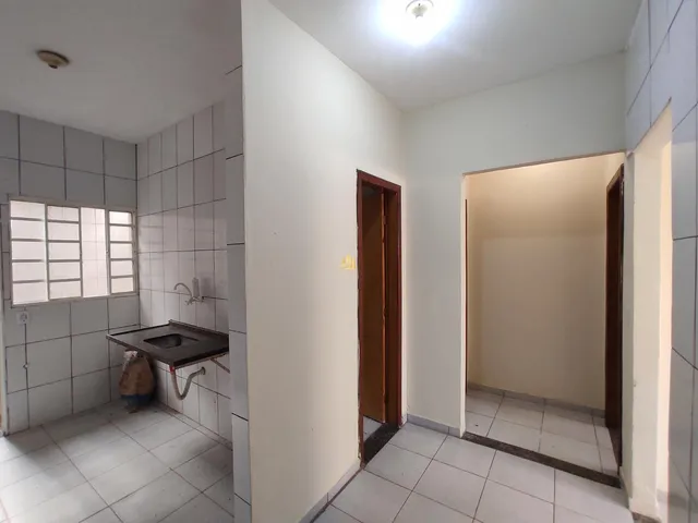 Imagem 9: Casa À Venda em Esmeraldas-Mg, santa Cecília: 2 Quartos, 1 Banheiro, 1 Vaga de Garagem. Confira!
