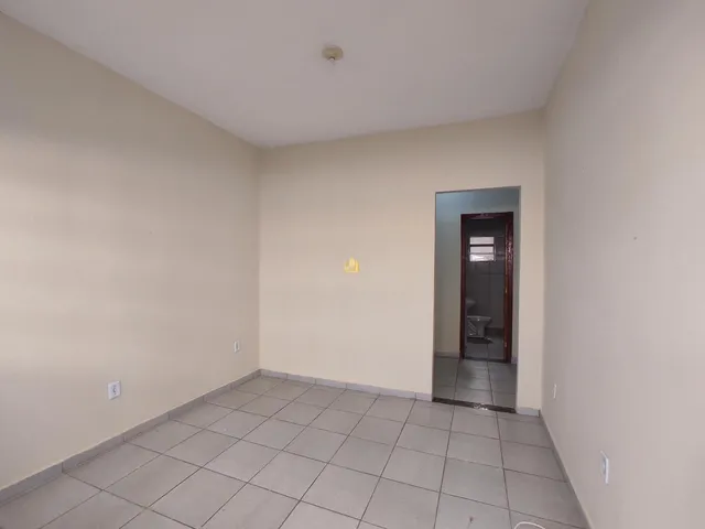 Imagem 12: Casa À Venda em Esmeraldas-Mg, santa Cecília: 2 Quartos, 1 Banheiro, 1 Vaga de Garagem. Confira!