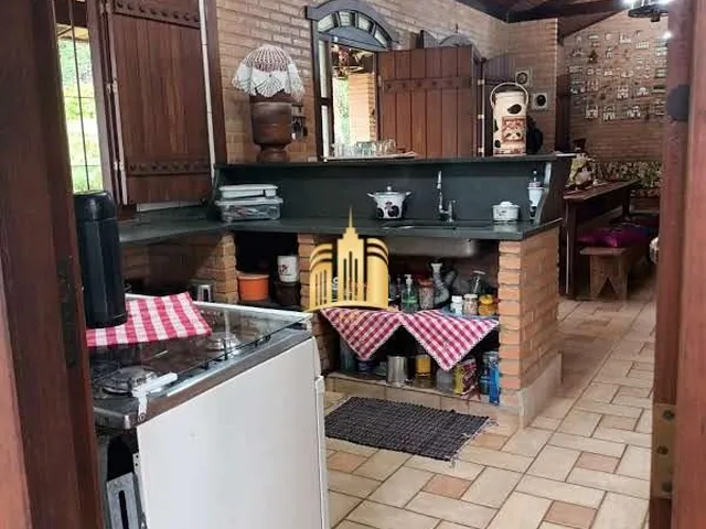 Imagem 4: Sítio Comercial À Venda em Contagem-Mg, 5 Quartos, 1 Suíte, 3 Salas, 4 Banheiros, 5 Vagas, 10.000,00M²