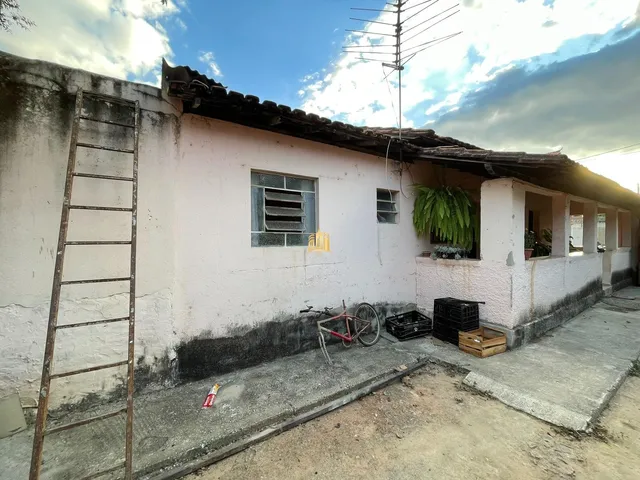 Imagem 2: Casa À Venda no Centro de Esmeraldas, Mg - 5 Quartos, 979M² de Área Total, R$ 1.200.000