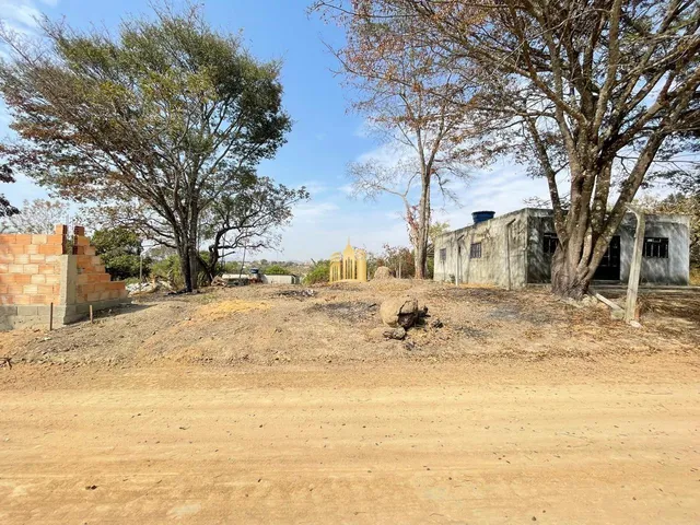 Imagem: Lote de 360M² À Venda no Bairro Pousada
