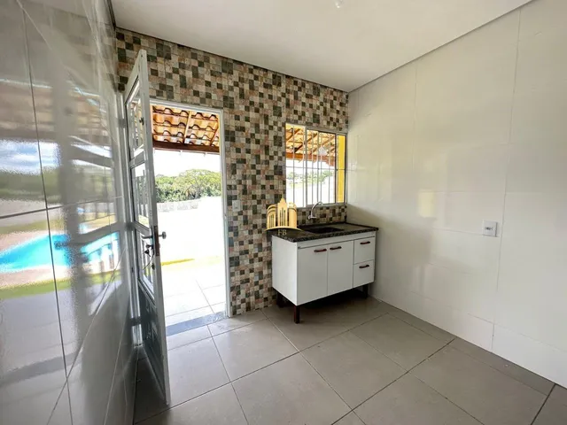 Imagem 10: Sítio com Piscina À Venda no Bairro Tropeiros, Esmeraldas ? 3 Quartos, 1 Suíte