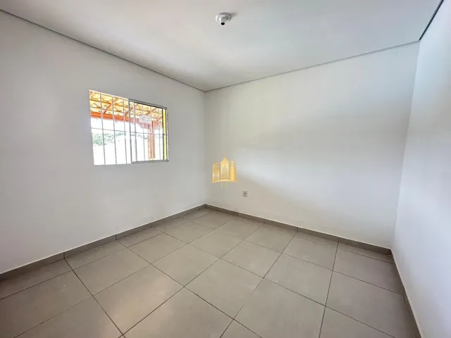 Imagem 11: Sítio com Piscina À Venda no Bairro Tropeiros, Esmeraldas ? 3 Quartos, 1 Suíte