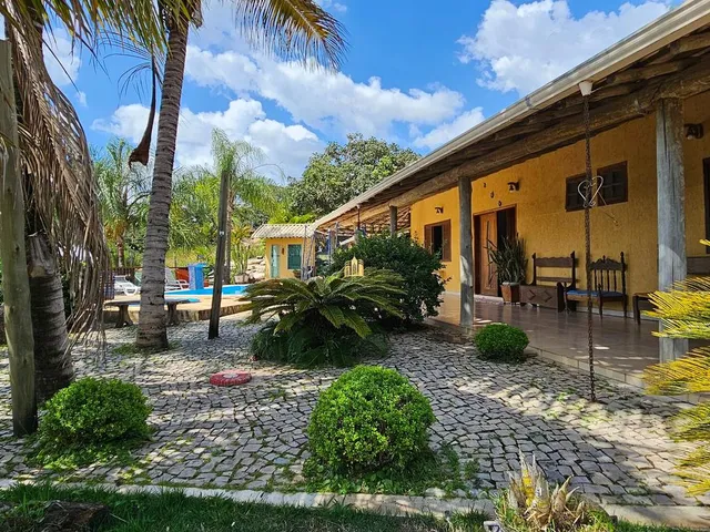Imagem 5: Casa de Luxo À Venda Condomínio Nosso Rancho: 4 Suítes, Lazer Completo e 5.000M²!