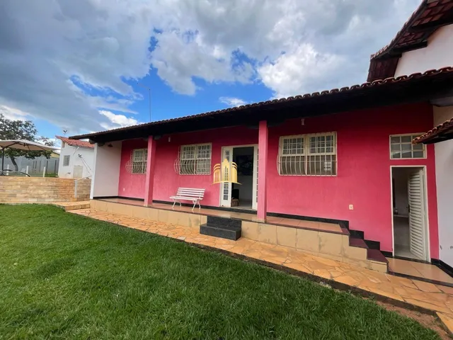 Imagem 9: Casa À Venda no Fernão Dias: 3 Quartos, Área Gourmet e Piscina com Hidro!