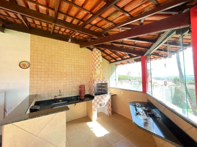 Imagem 15: Casa À Venda no Fernão Dias: 3 Quartos, Área Gourmet e Piscina com Hidro!