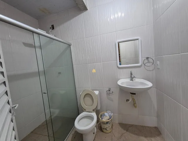 Imagem 9: Fazenda de 6 Hectares À Venda em Esmeraldas - R$900.000,00 com Casas, Lagoas e Área Gourmet