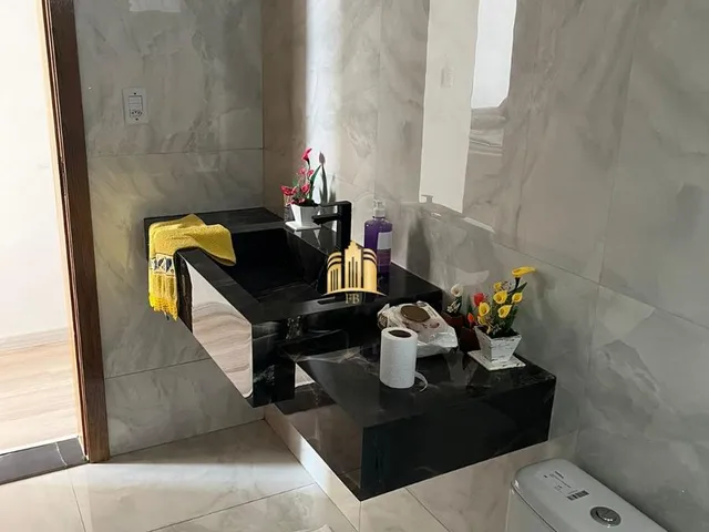 Imagem 6: Casa 3 Quartos com Suíte e Closet - Piscina Aquecida - Área Gourmet - 5 Vagas - Pé Direito Duplo