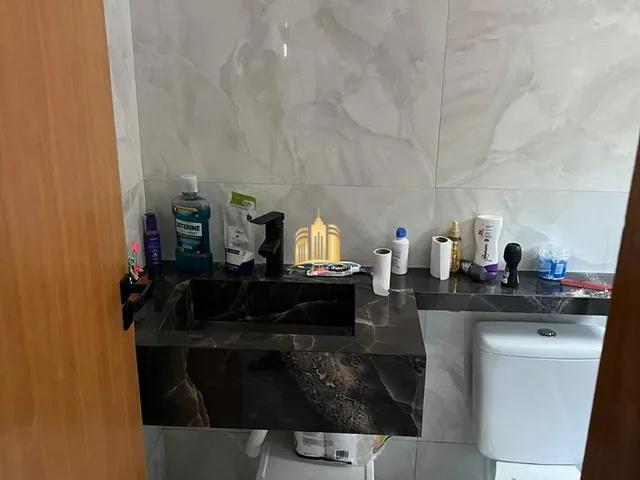 Imagem 13: Casa 3 Quartos com Suíte e Closet - Piscina Aquecida - Área Gourmet - 5 Vagas - Pé Direito Duplo