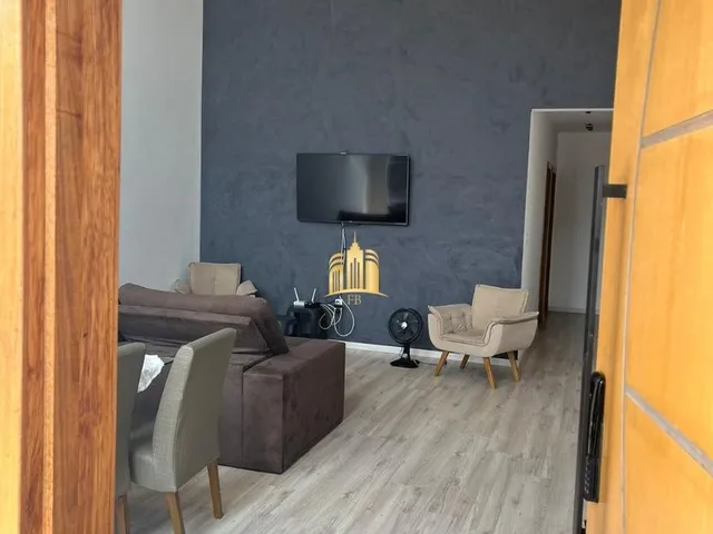 Imagem 9: Casa 3 Quartos com Suíte e Closet - Piscina Aquecida - Área Gourmet - 5 Vagas - Pé Direito Duplo
