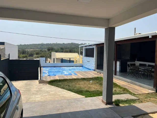 Imagem 7: Casa 3 Quartos com Suíte e Closet - Piscina Aquecida - Área Gourmet - 5 Vagas - Pé Direito Duplo
