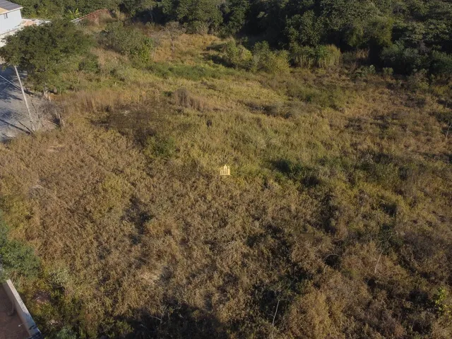 Imagem 2: Lote À Venda no Bairro Bandeirantes, Esmeraldas - 1.670 M² por R$250.000