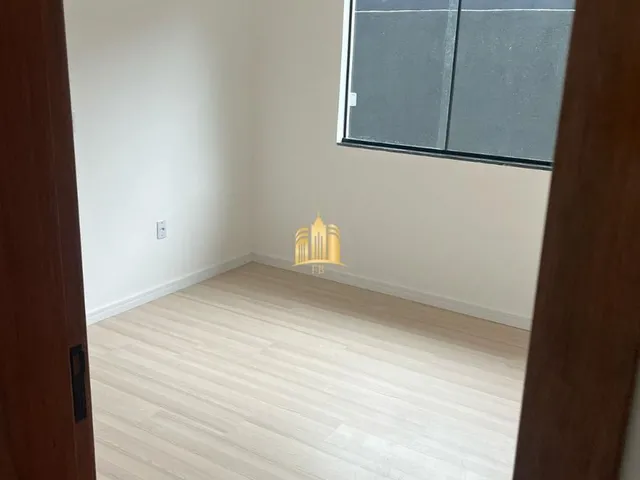 Imagem 9: Casa 3 Quartos com Suíte - 180M² - Sala com Pé Direito Duplo - 5 Vagas - Acabamento Premium