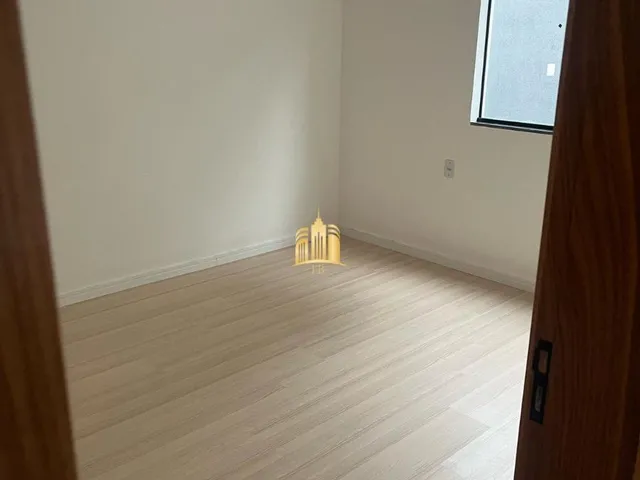 Imagem 7: Casa 3 Quartos com Suíte - 180M² - Sala com Pé Direito Duplo - 5 Vagas - Acabamento Premium