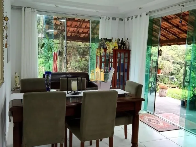 Imagem: Casa À Venda em Condomínio Fechado Conforto