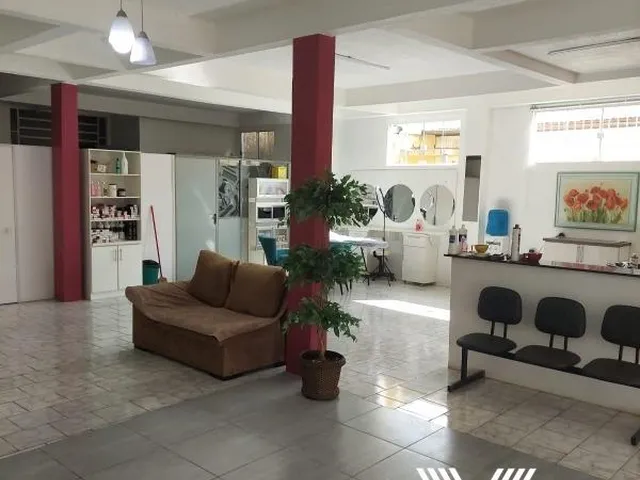 Imagem 2: Sala Comercial para Venda e Locação Centro, Vacaria Frente Norte 2 Banheiros 172,00 M²