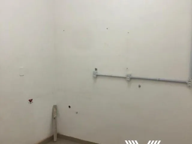 Imagem 9: Sala Comercial para Locação no Centro; Excelente Ponto Comercial! Entre em Contato Conosco para Mais Informações