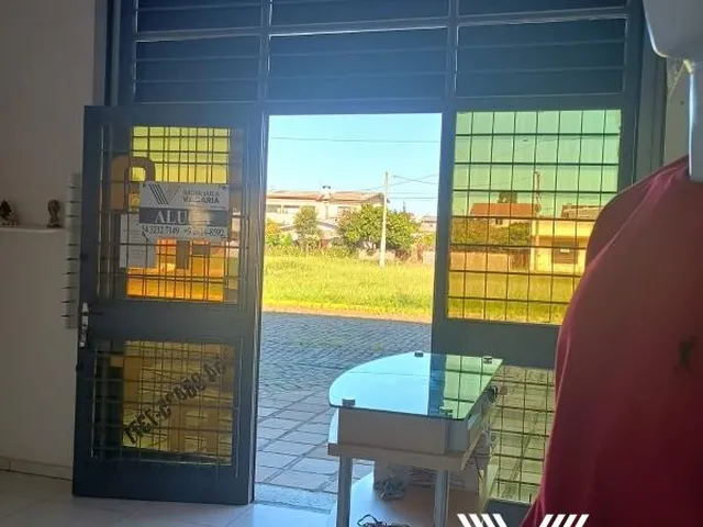 Imagem 2: Sala Comercial para Locação no Bairro Petrópolis; Entre em Contato Conosco para Mais Informações