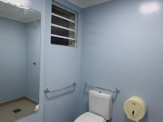 Imagem 2: Sala Comercial para Locação no Centro, Excelente Localização! Entre em Contato Conosco para Mais Informações