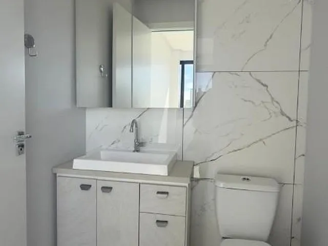 Imagem 2: Sala Comercial para Locação no Centro; Excelente Localização! Entre em Contato Conosco para Mais Informações