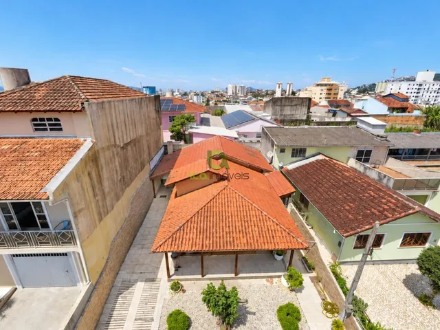 Imagem: Casa em Madeira Angelim Pedra com 3 Quartos