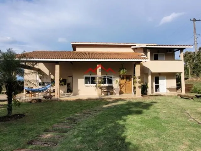 Imagem: Casa a Venda no Condomínio Serra dos Cristais