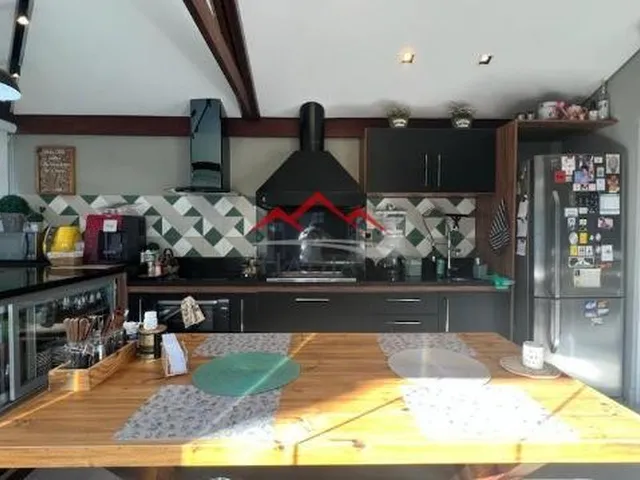 Imagem: Casa a Venda 4 Dormitórios Condomínio