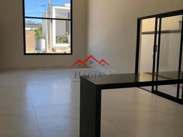 Imagem: Casa À Venda no Condomínio Gran Ville