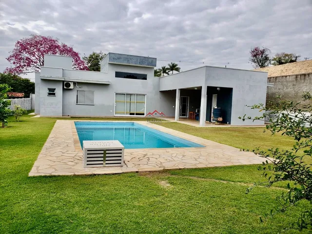 Imagem: Casa À Venda em Condomínio Próximo do