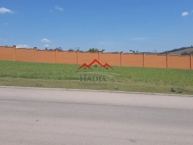 Imagem: Terreno Plano a Venda no Condomínio Alphaville