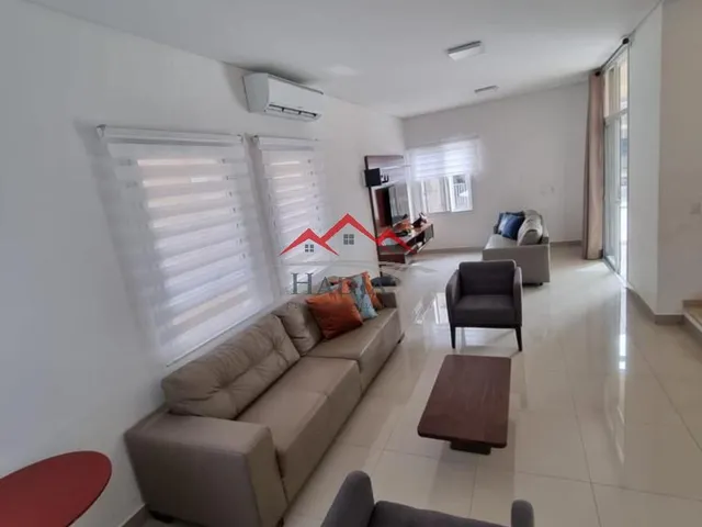 Imagem 16: Casa com 3 Suítes e Área Gourmet, À Venda no Bosque dos Jatobás